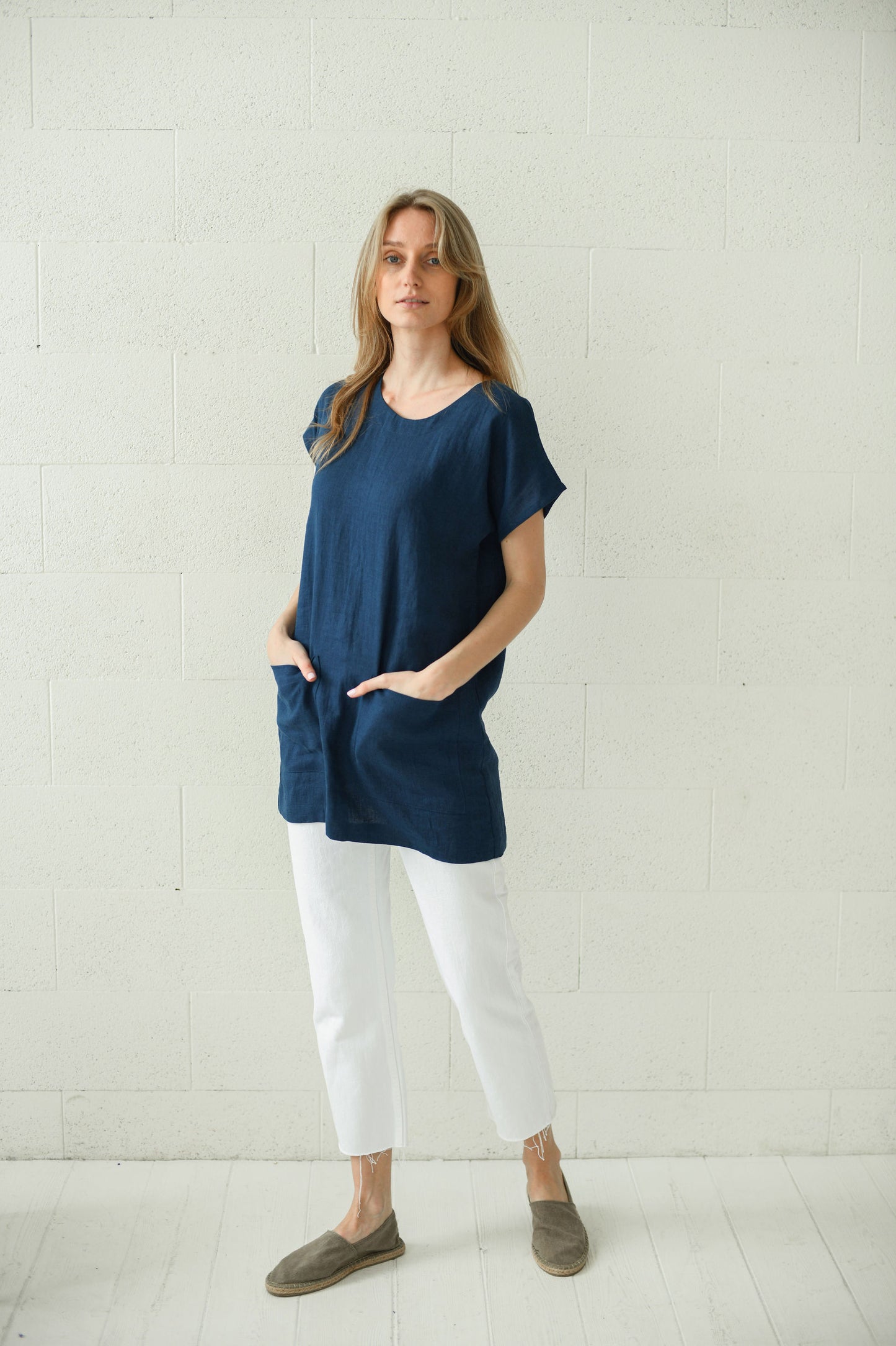 Evelyn linen top detail view handmade linen top slow fashion