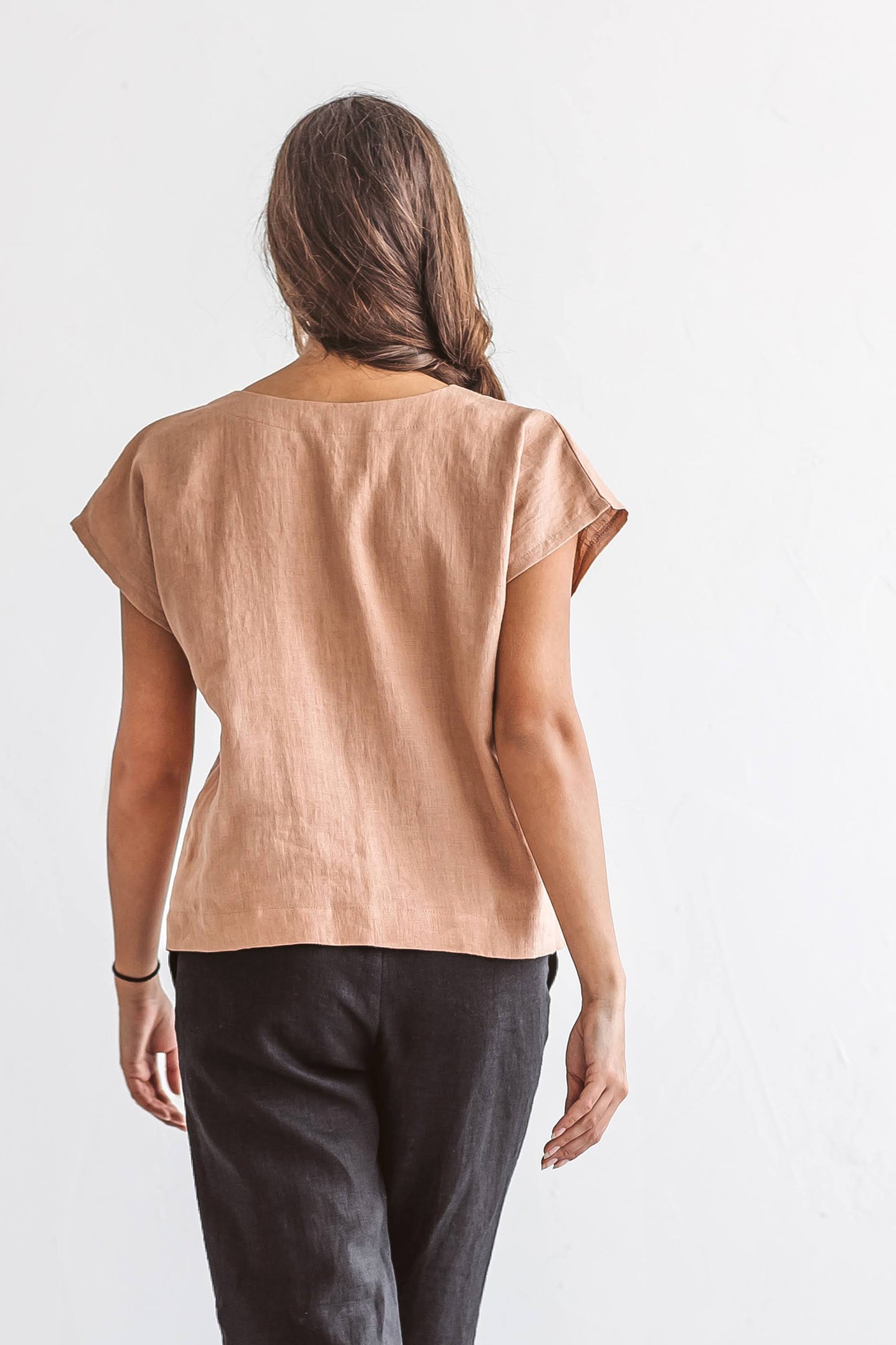 Cindy linen top showing back details handmade linen top slow fashion